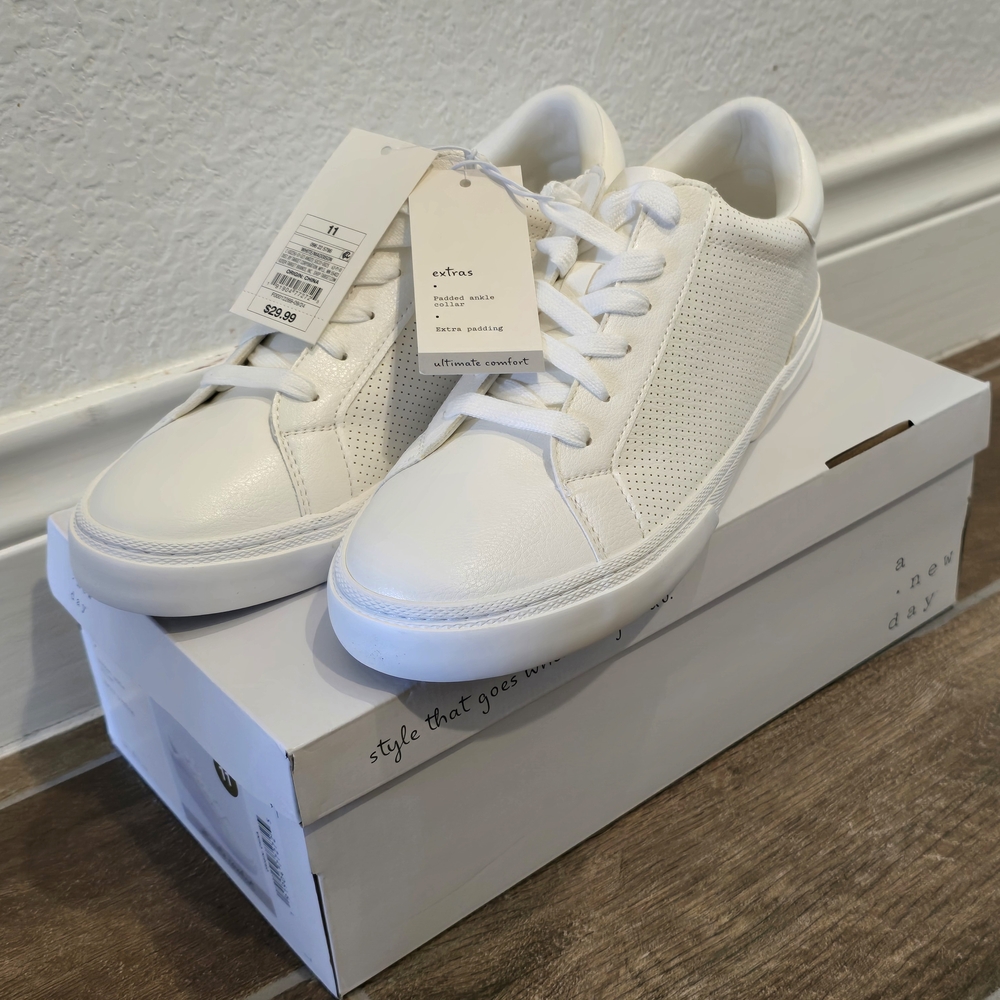 a new day Women's White Sneakers